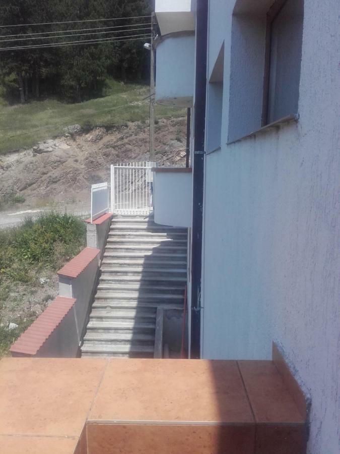Hotel Aleksievata Kashta Gurgulyat Exterior photo